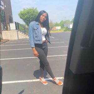 Meet your Posher, Nyna